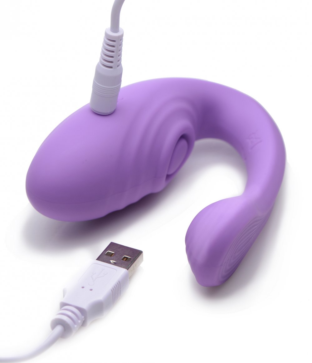 Pulsating and Clit Stimulating Vibrator